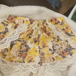 Floral print shorts